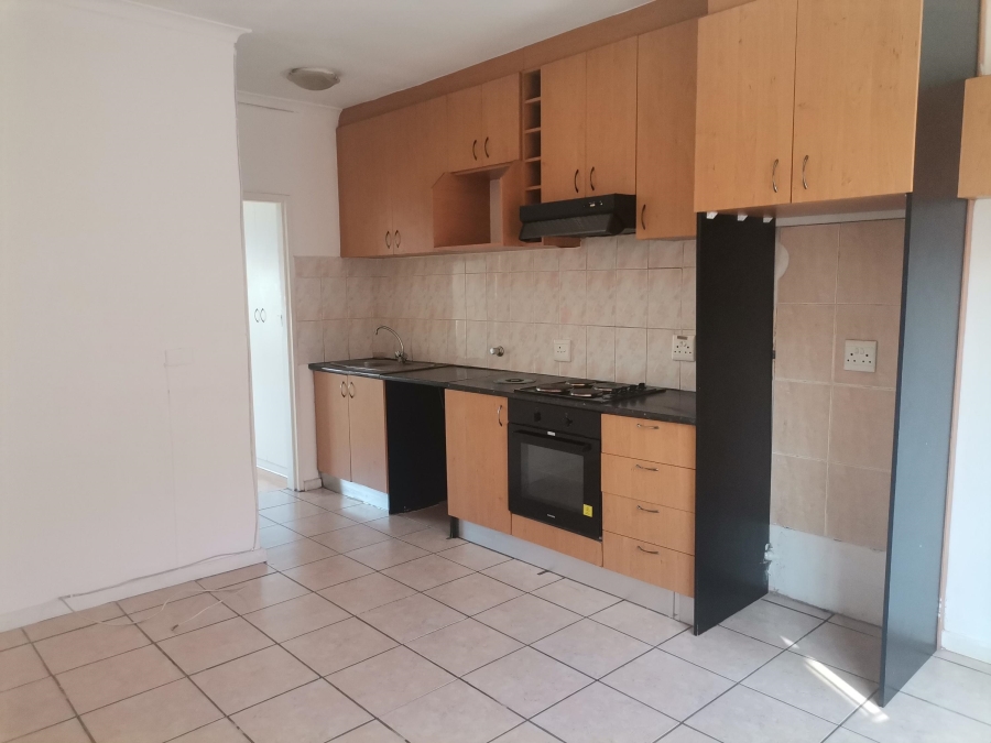 To Let 1 Bedroom Property for Rent in Brackenfell Central Western Cape